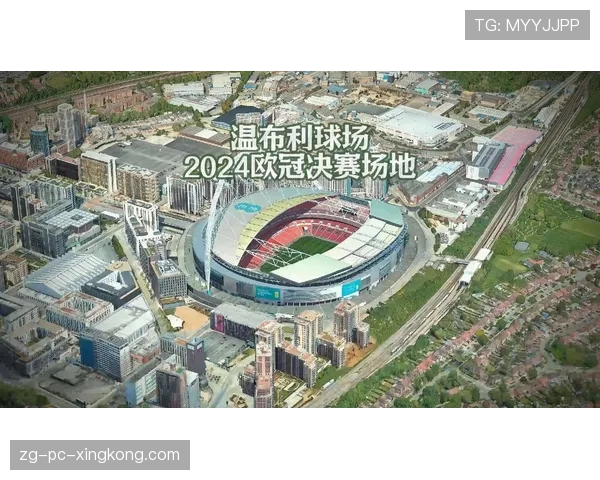 温布利的拱门：重建后的标志，温布利球场门口的雕像